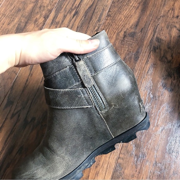 SOREL • Joan of Arctic Wedge II bootie buckle Quarry leather grey ankle short - Picture 12 of 13